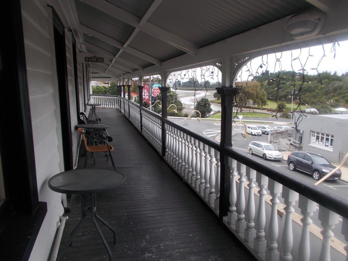 The Kentish Hotel Waiuku Luaran gambar